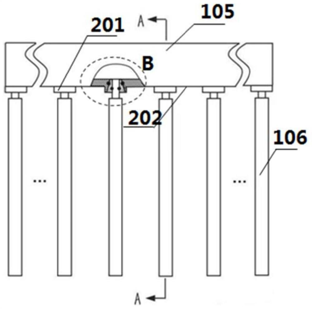 A power battery thermal management system based on the combination of two-stage heat pipe and vehicle body