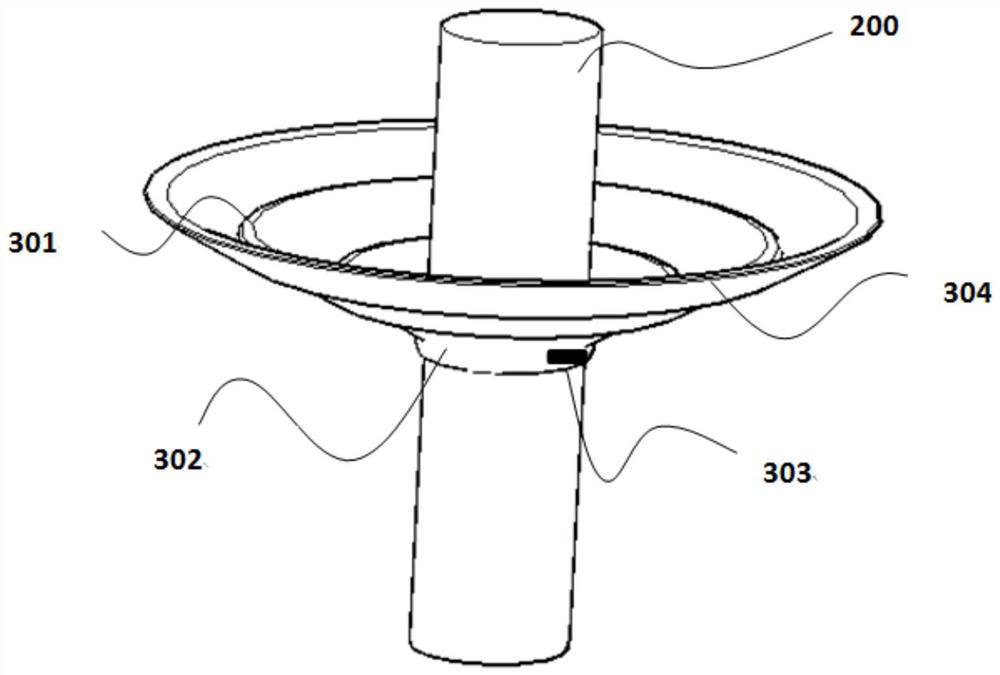 A restraining device for heaving motion of semi-submersible platform