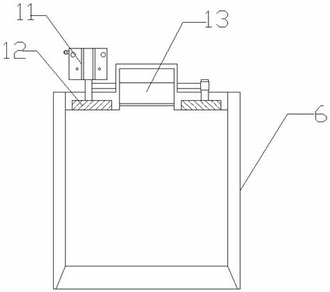 Automatic shaping mechanism for battery plate assembly