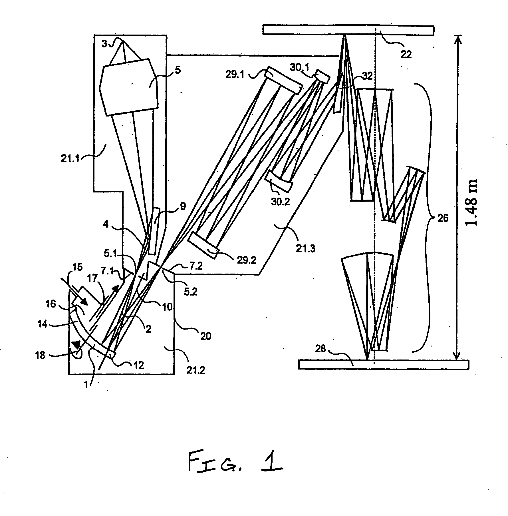 EUV-lithography apparatus having a chamber for cleaning an optical element