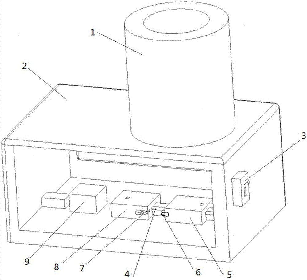 Welding holder capable of automatically exchanging cores