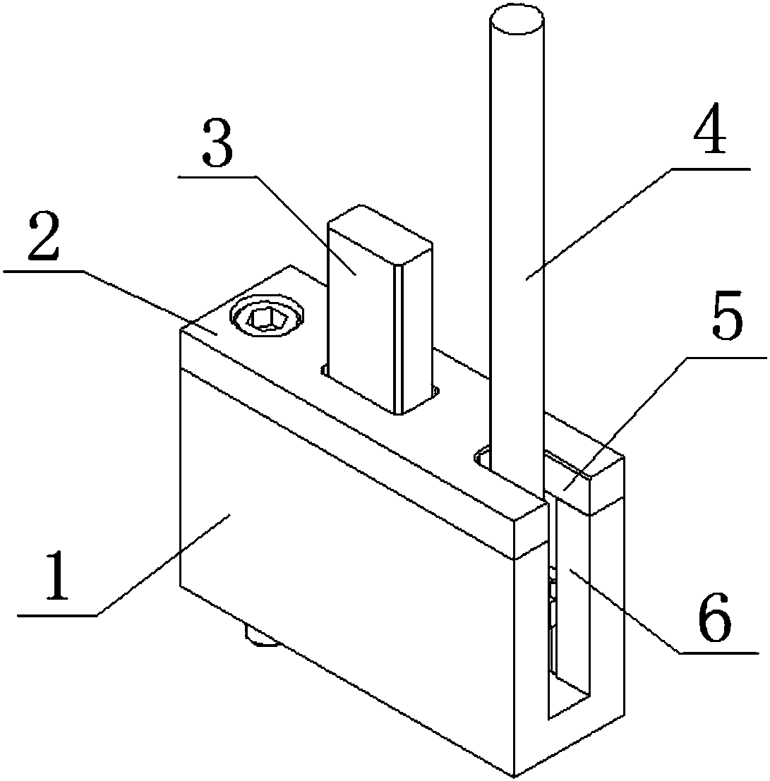 Automatic ejection device with time delay function and mold with same