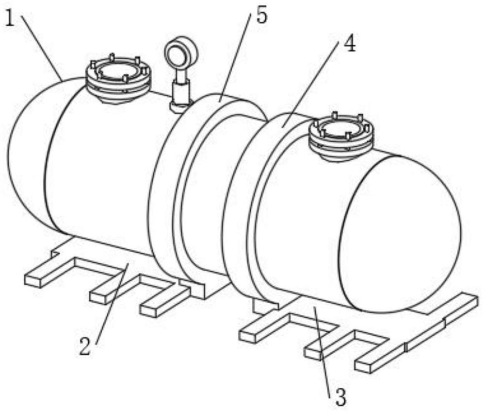 Double-layer storage tank liquid storage capacity detection device for improving detection precision