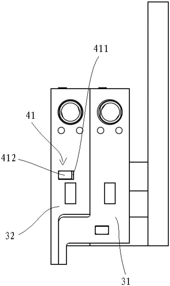 PIN separating mechanism