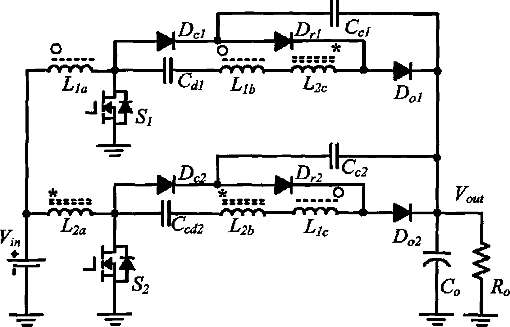 Passive clamping voltage boosting type interleave parallel connection converter implemented by coupling inductance and switch capacitance