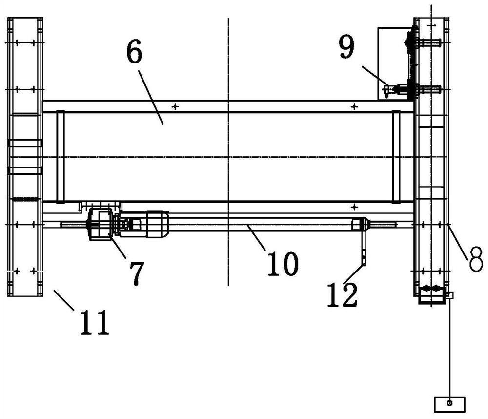 Traversing trolley for uoe welded pipe production line