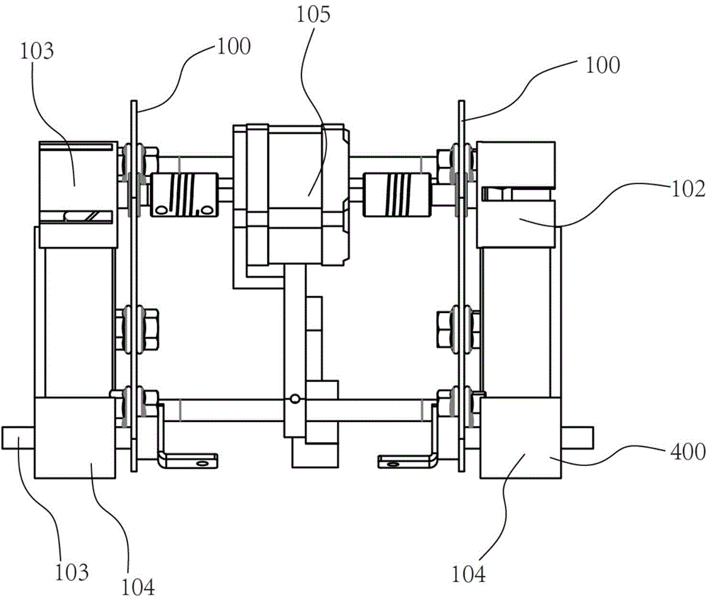 Automatic sticking device and sticking method thereof