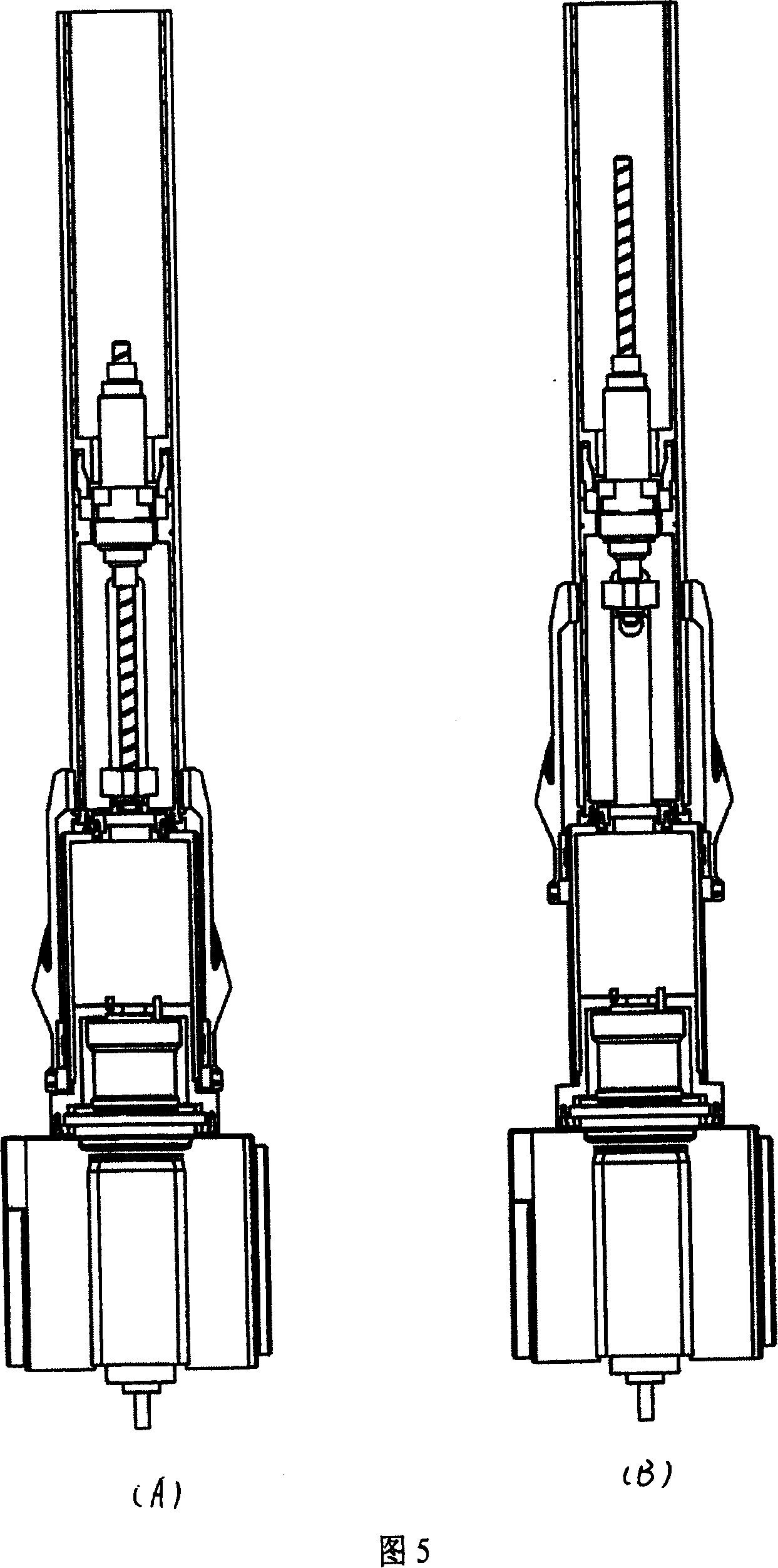 Multi-coordinate serioparallel robot with redundant freedom