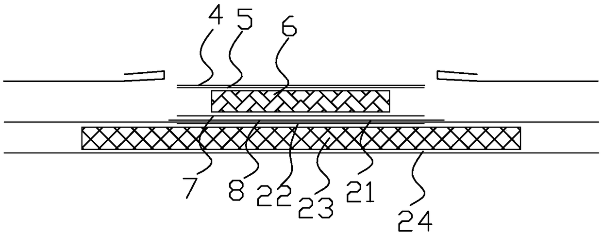 Suspension double-core ready-made paper diaper and preparation method thereof