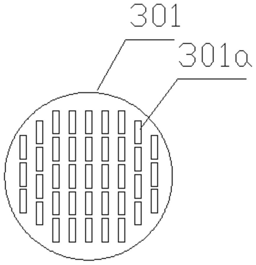 A method and device for improving the particle size of high-chromium and low-iron vanadium fine slag