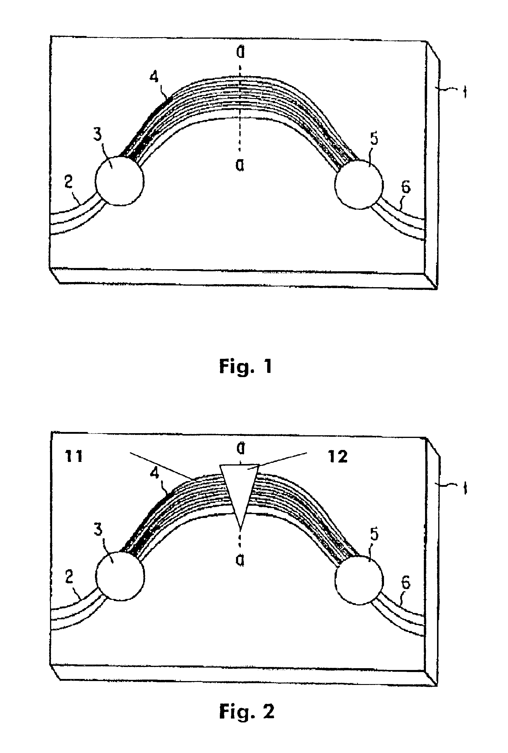 Optical device for reducing temperature related shift