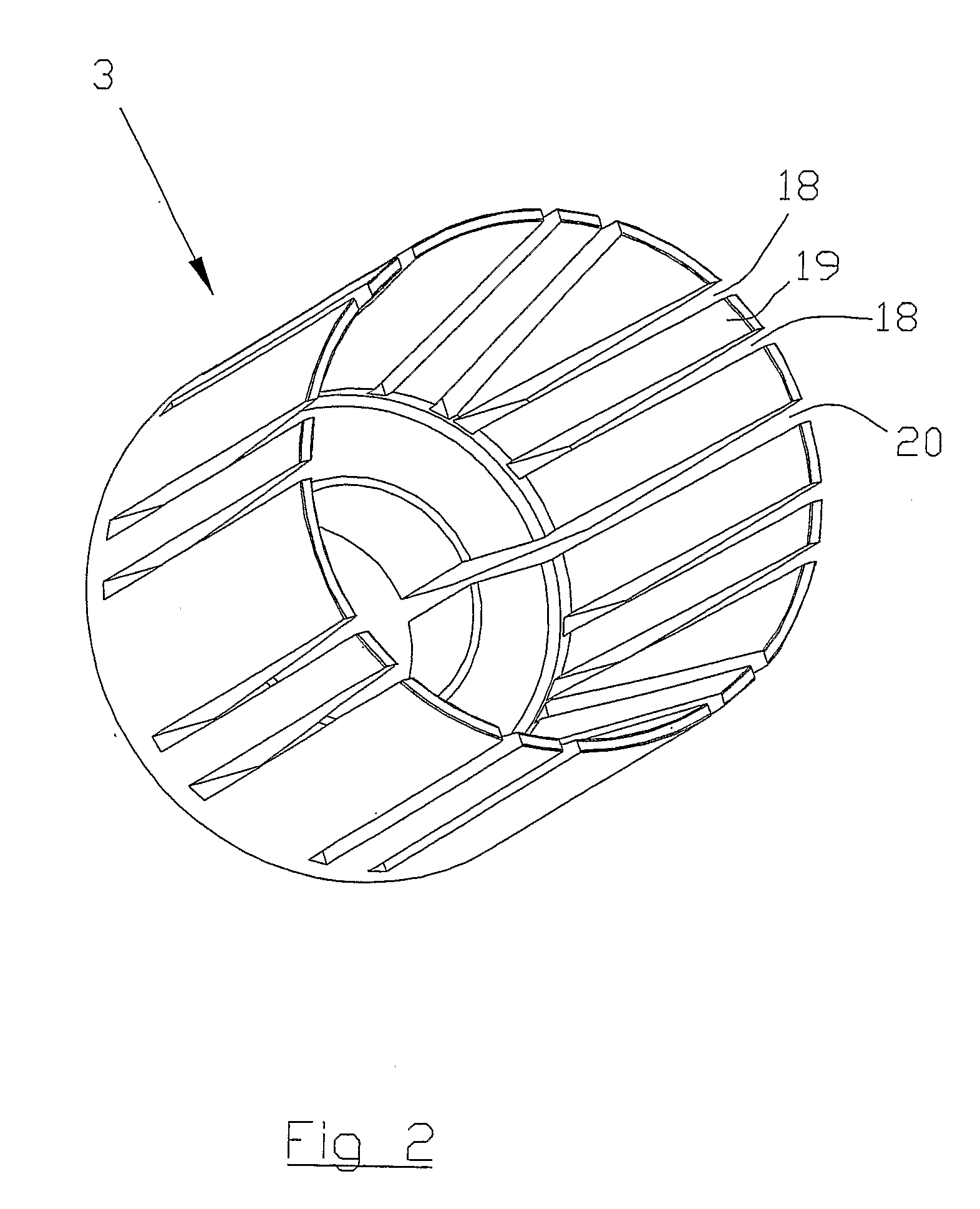 Device for interconnecting a first element and a second element as well as a pump comprising such a device