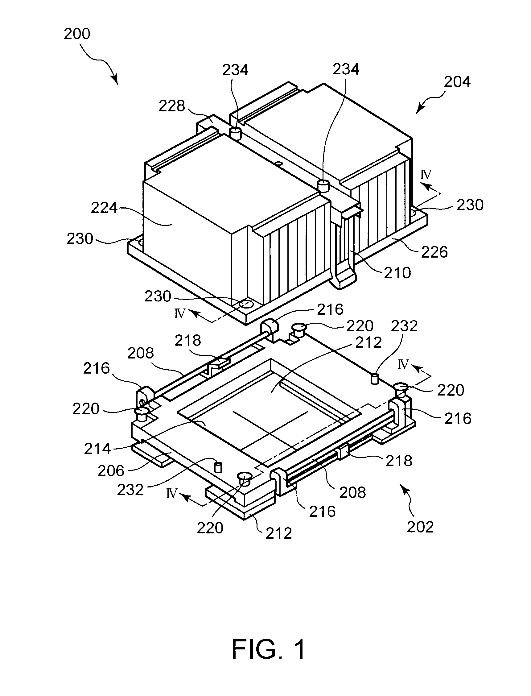 Non-influencing fastener for mounting a heat sink in contact with an electronic component