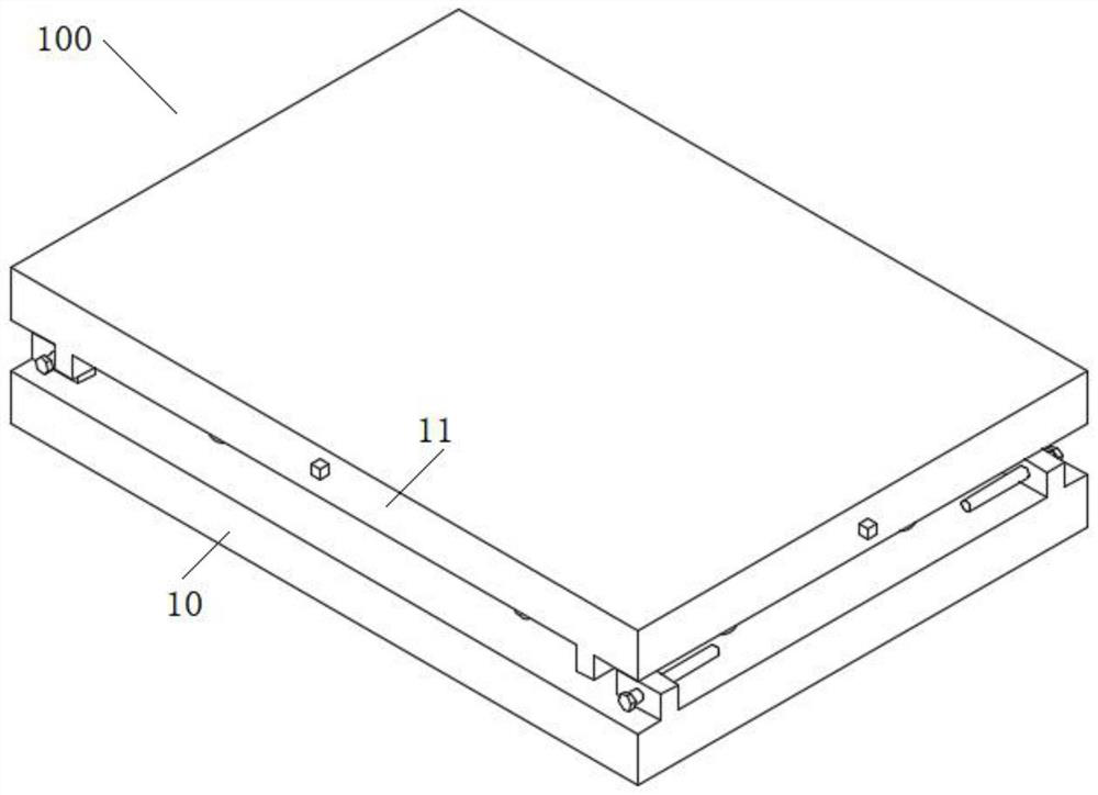 Supporting and placing base suitable for computer mainframe boxes of different sizes
