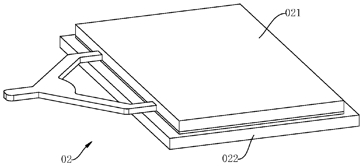 Circuit board, semi-finished product and preparation method thereof, and electronic device