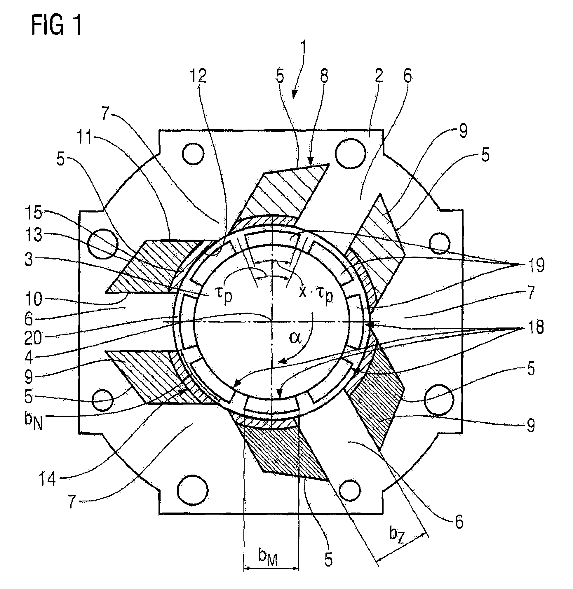 Multipole permanent-magnet synchronous machine having tooth-wound coils