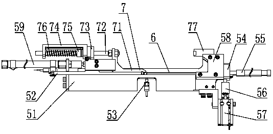 Material distributing mechanism of automatic cable tie tool