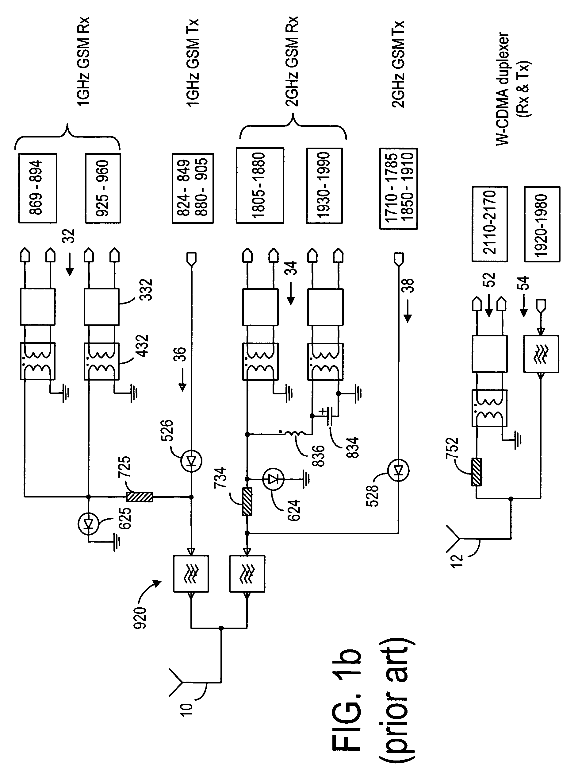 Method and device for selecting between internal and external antennas