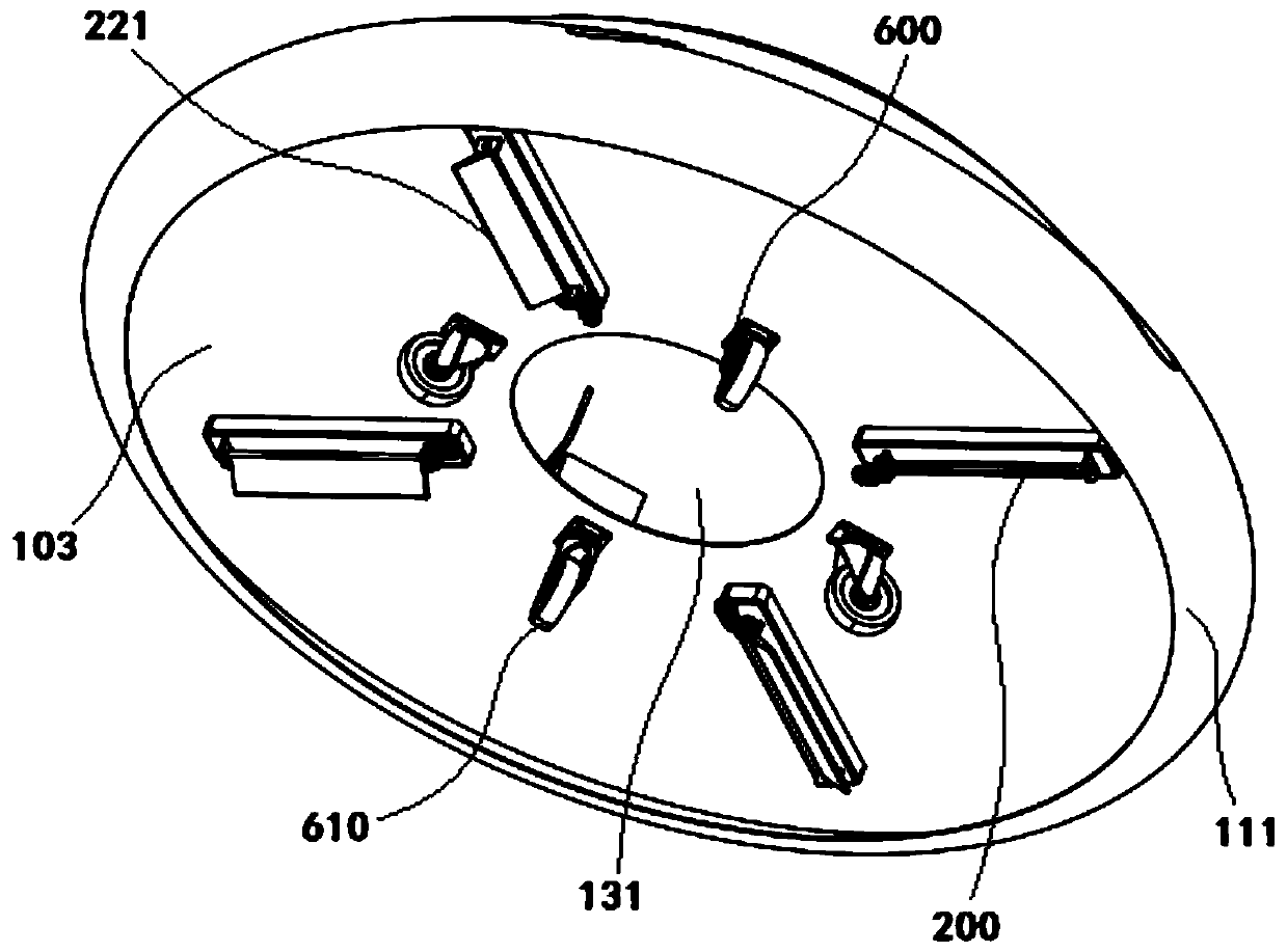 Medium spraying device and control method thereof