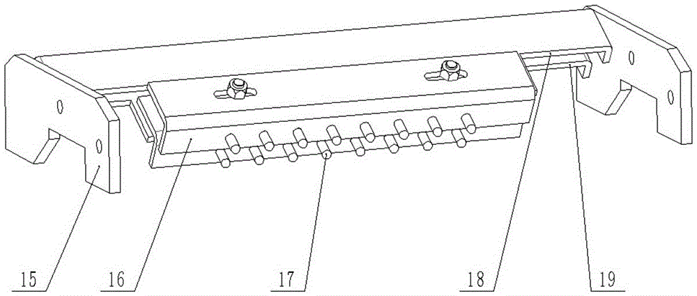 Roller type facility seedling raising precision seeding device with dislocation scraping function