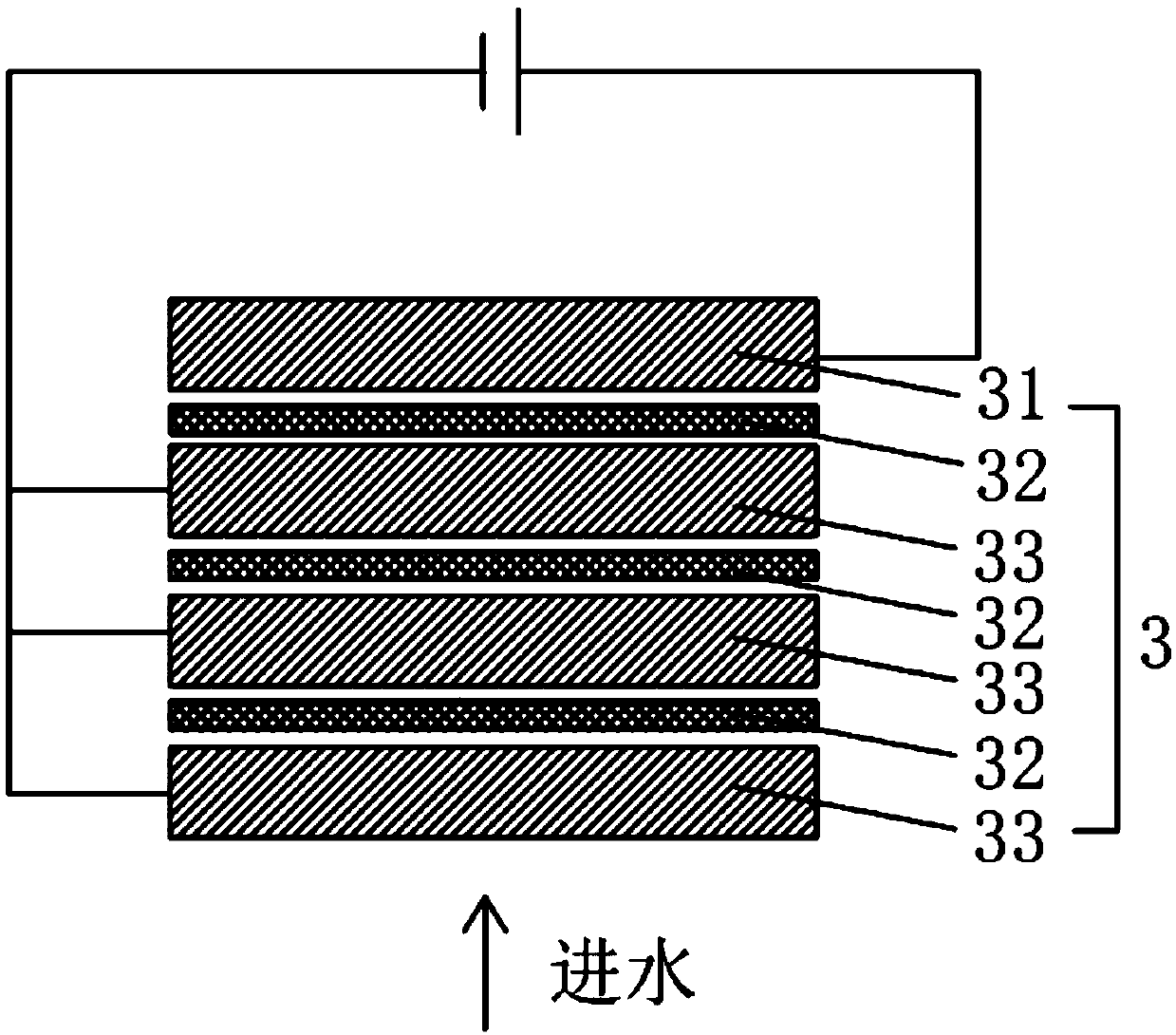 Disinfecting filtering cup and disinfecting method thereof