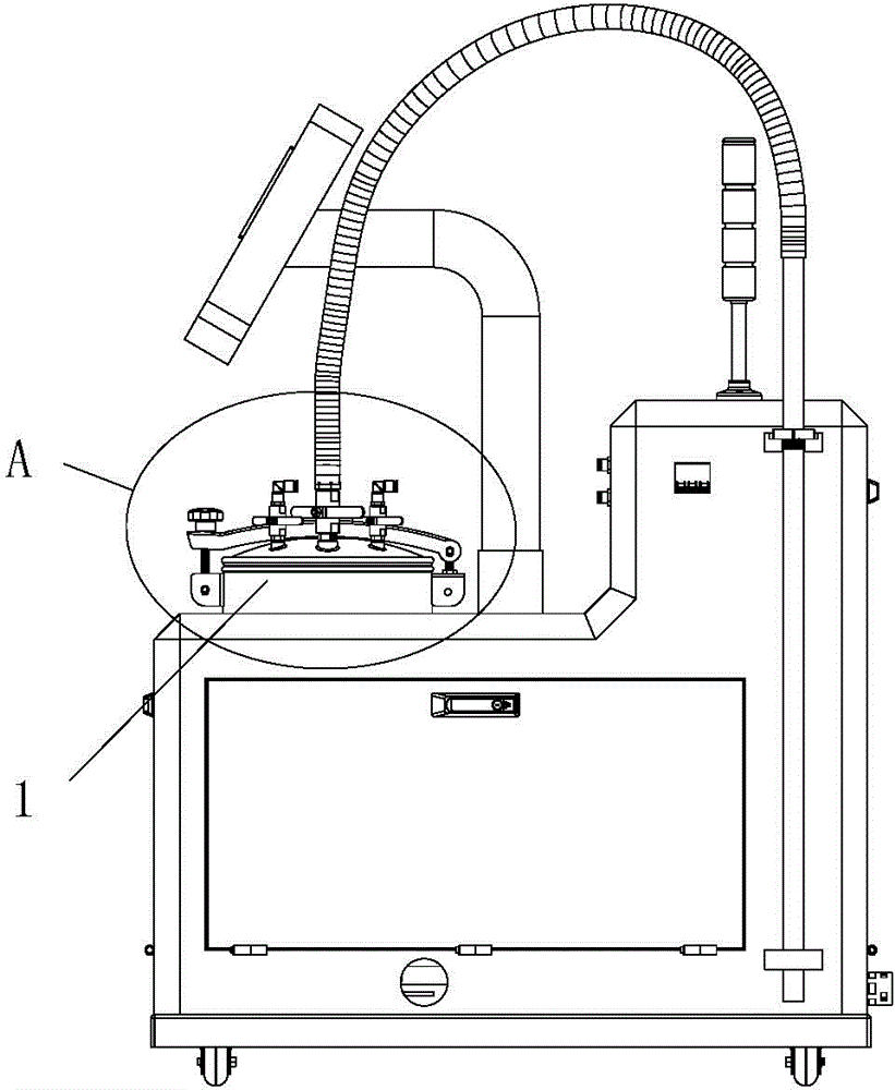 A glue mixer preventing half blockage of glue conveying pipes