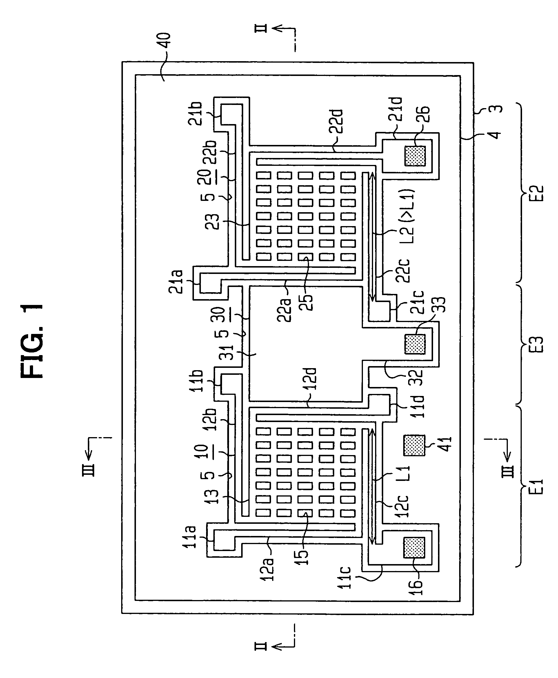 Semiconductor dynamic sensor having variable capacitor formed on laminated substrate