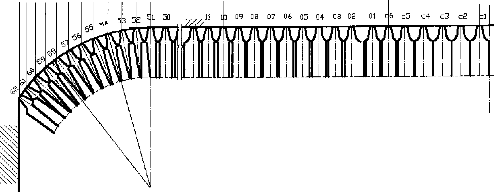Balancing arrangement method on cutterhead for positive hobbing cutter and transition hobbing cutter
