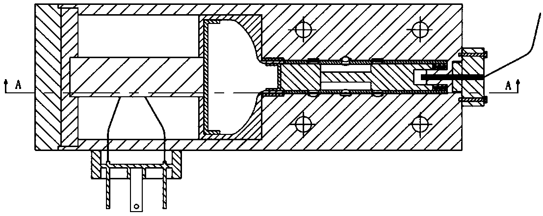 High-speed large-stroke direct-acting type piezoelectric valve