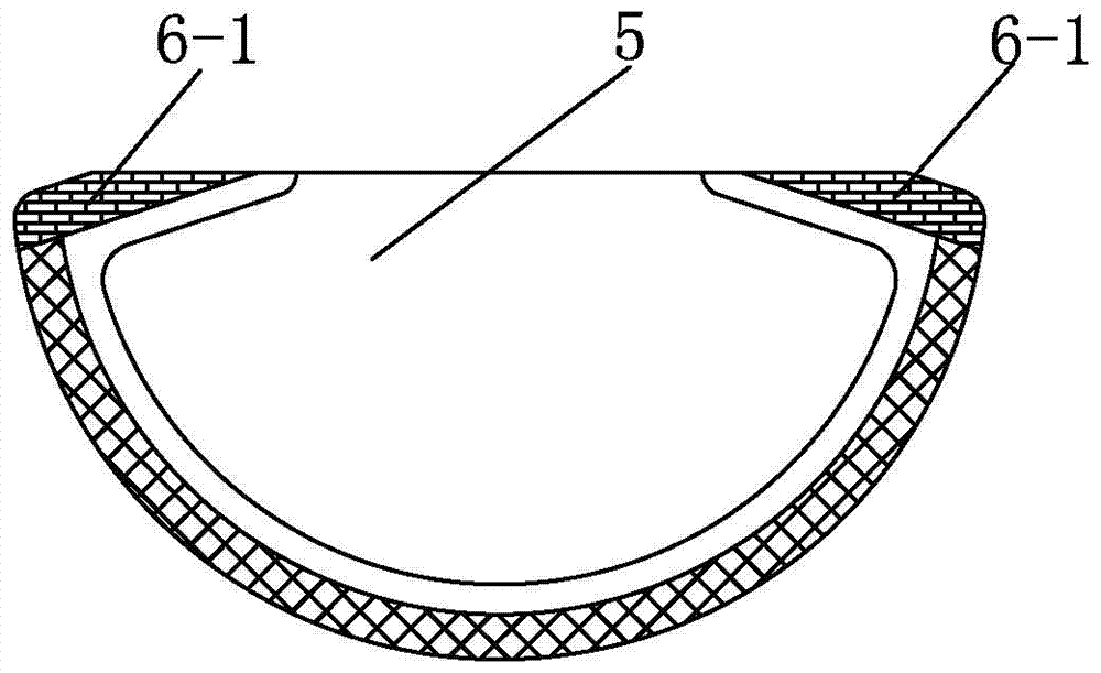 A breast pad without a gap in the water-absorbing layer and its production method