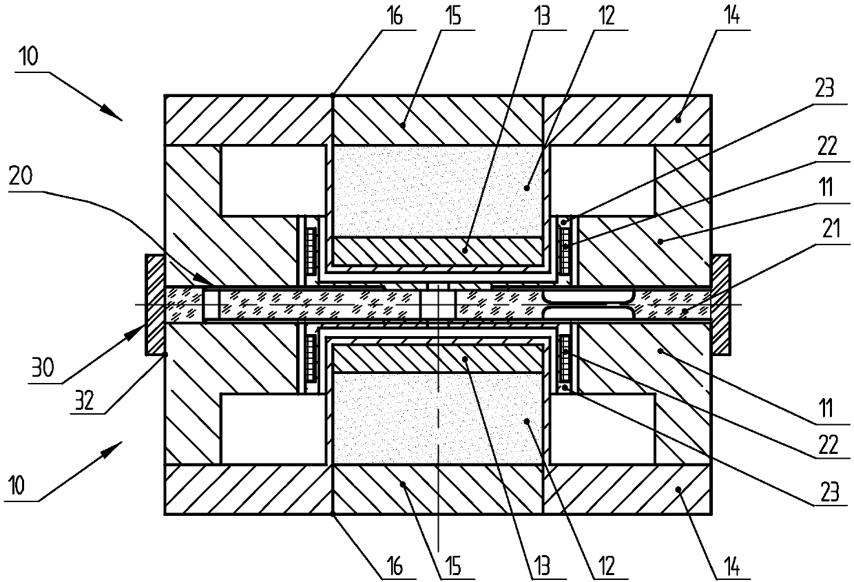 Vacuum retaining structure for high-resolution quartz flexible accelerometer