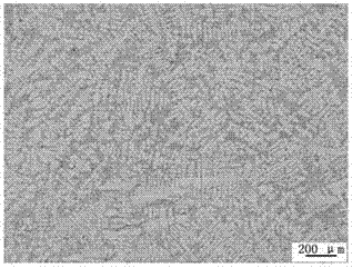 Method for casting aluminum-base composite material by adding ceramic nanoparticles