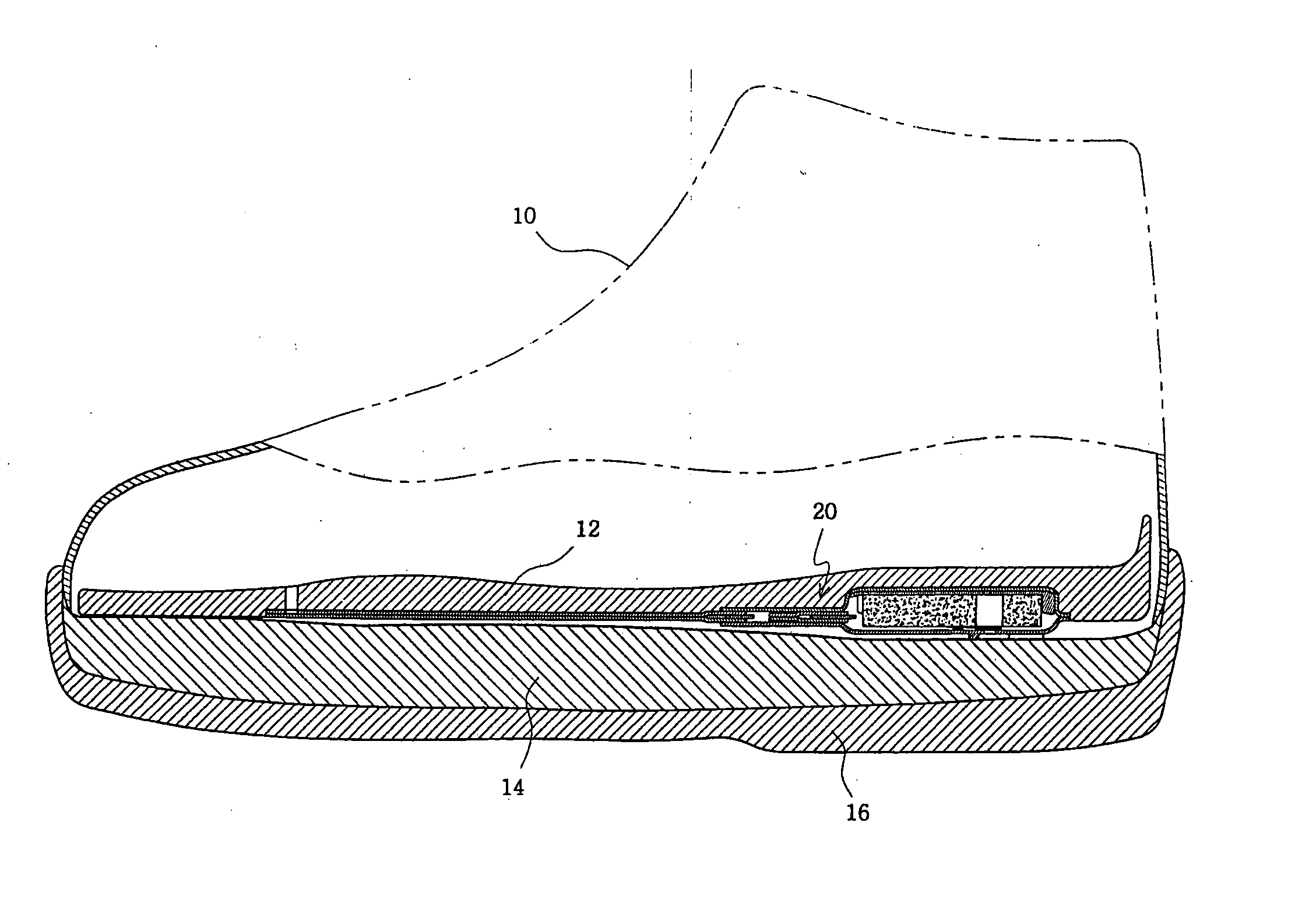 Shoe with cushion and ventilation device