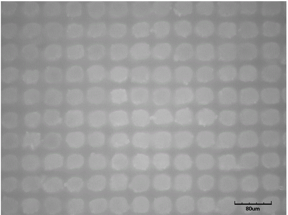 A method to make the surface of ptfe or fep possess superhydrophobic and underwater high reflective properties at the same time