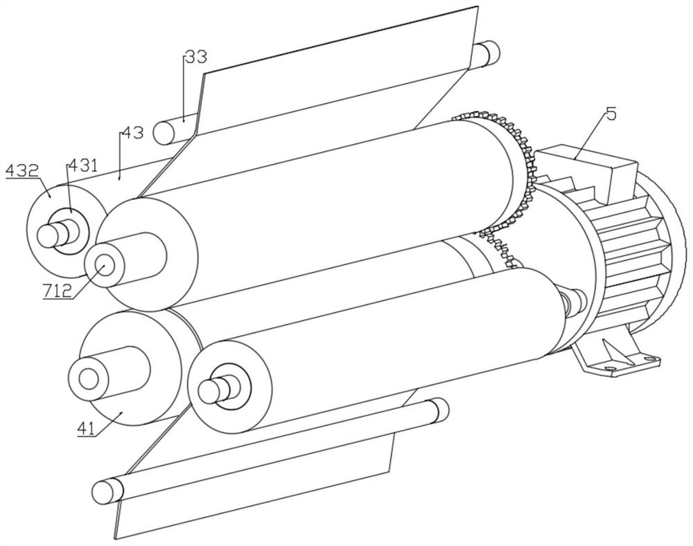 Cloth arrangement device for luggage fabric processing