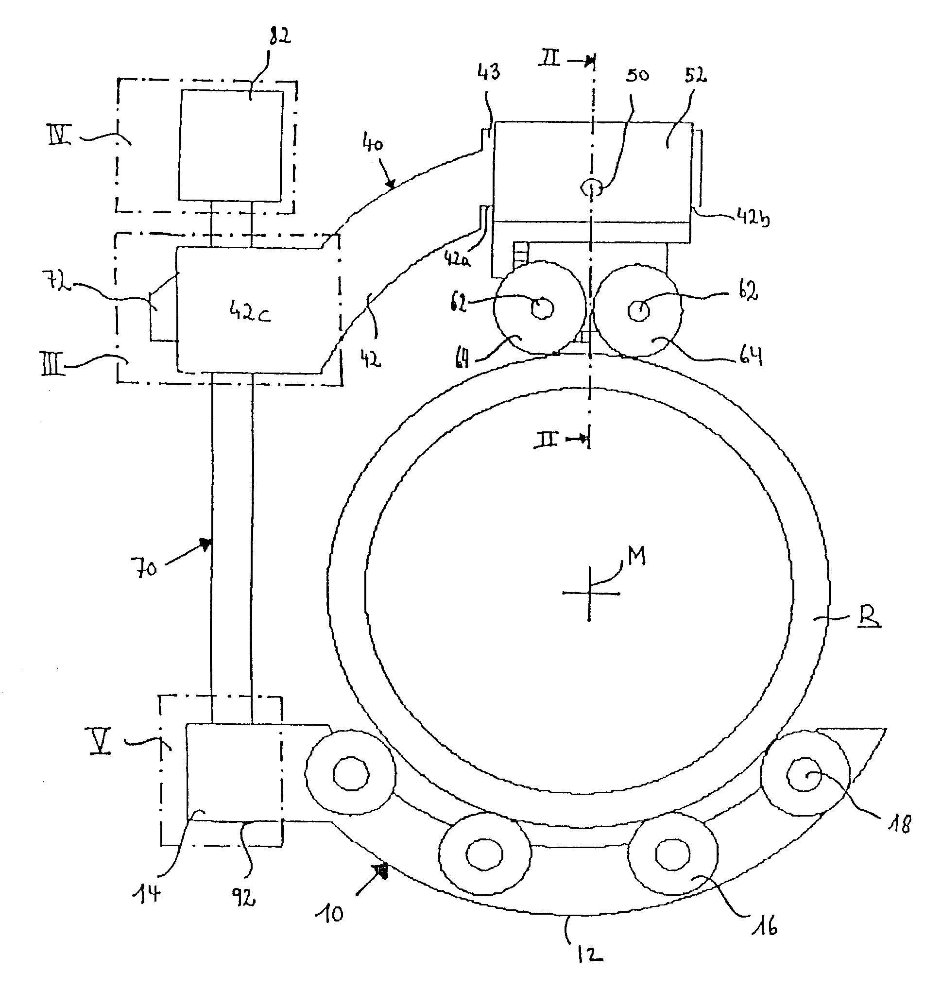 Paring apparatus with pivotable paring head