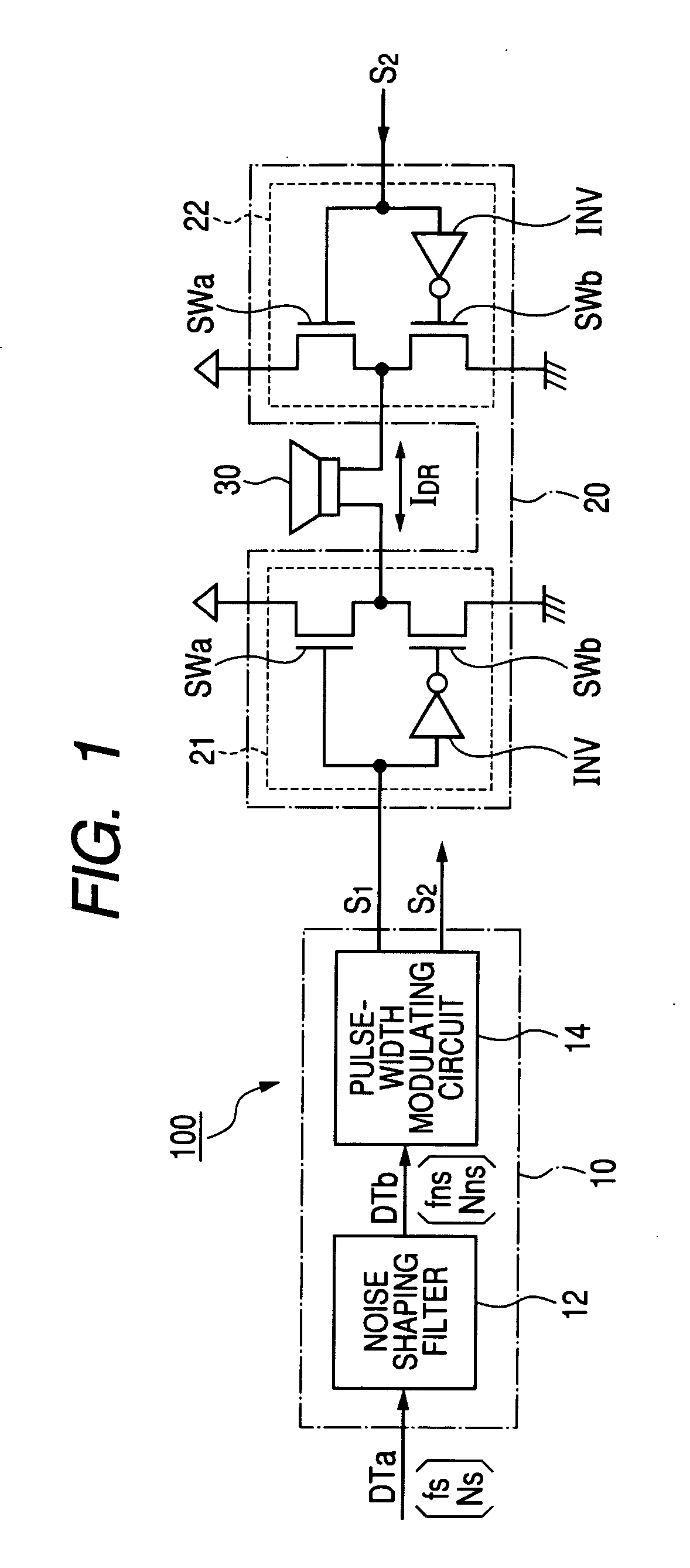 Signal generating apparatus and class-d amplifying apparatus