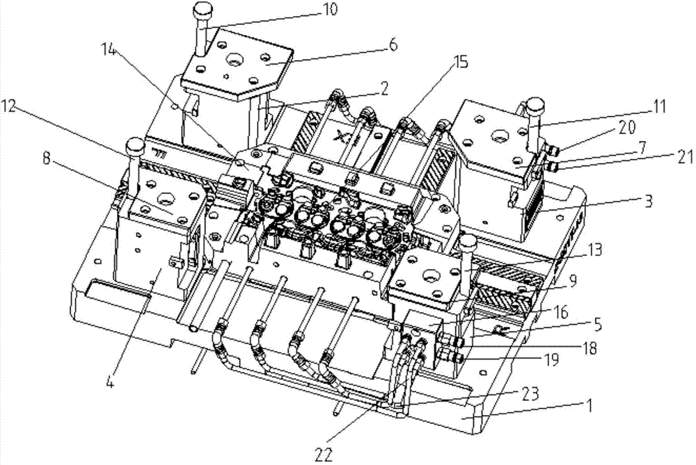 Die provided with PLC temperature control device and used for low-pressure pouring and method