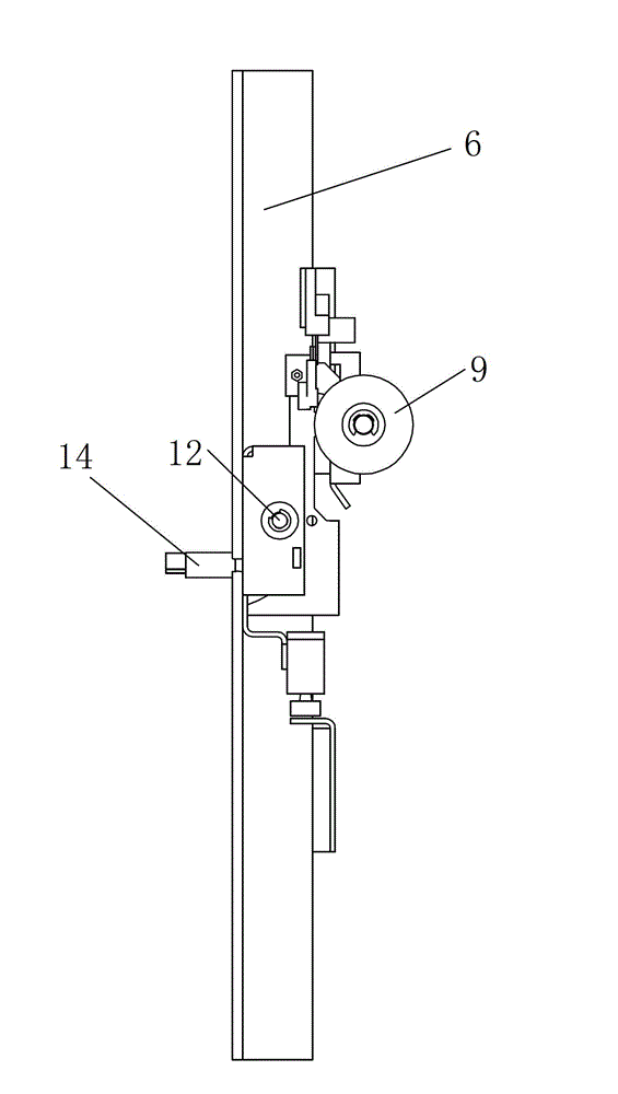 Center opening door lock for elevator