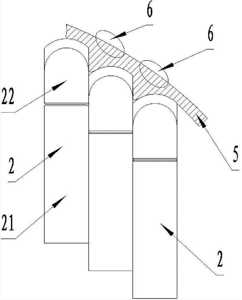 Skin stretch-forming method with transition sectional face of flexible multipoint mould