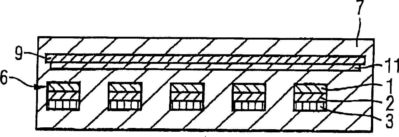 Compensation method of a bias magnetic field in a storage surface of a magnetoresistive storage cell, and semiconductor device