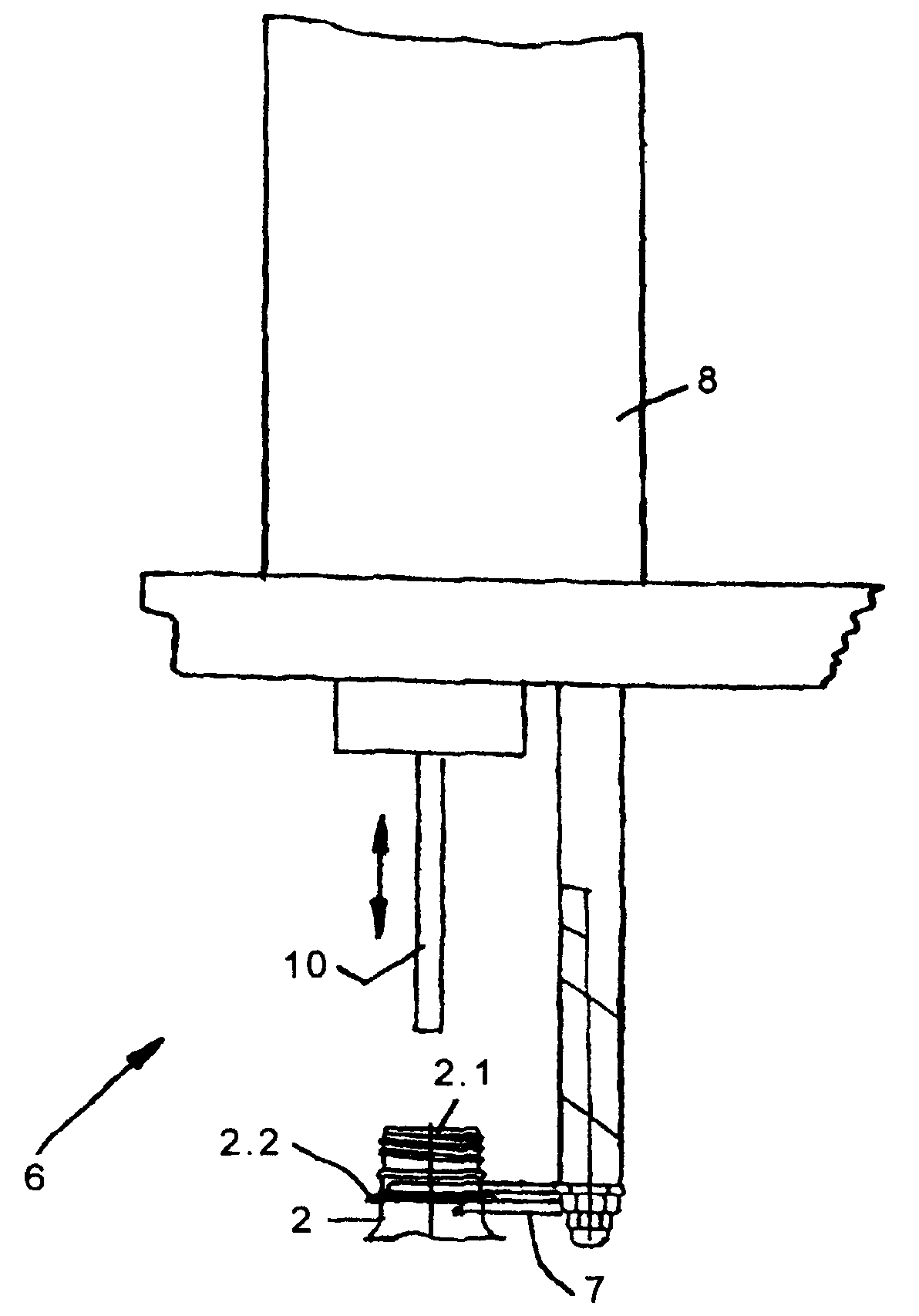 Beverage bottling plant with method and apparatus for cleaning, filling, and closing bottles
