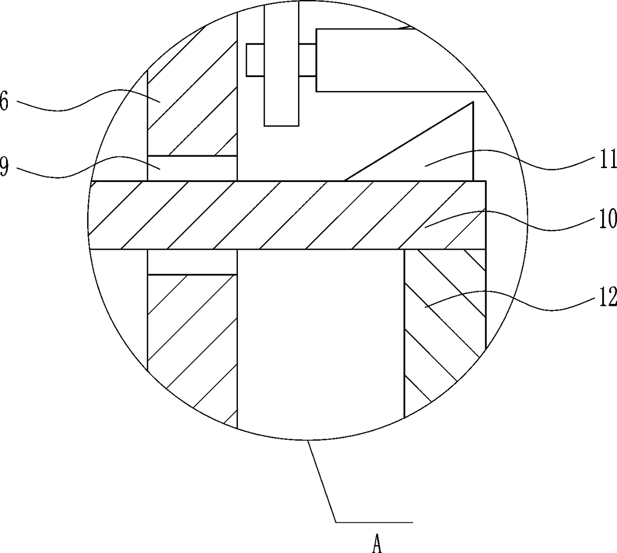 Mixer capable of controlling discharging speed