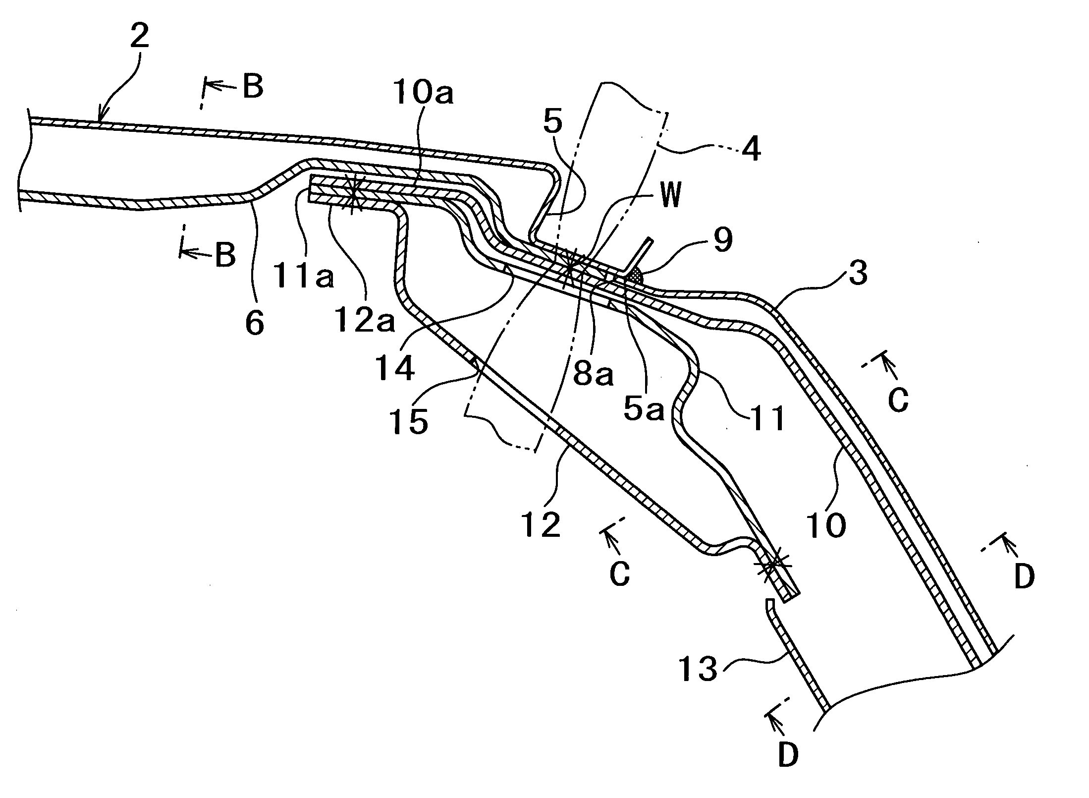 Joint construction in upper part of center pillar