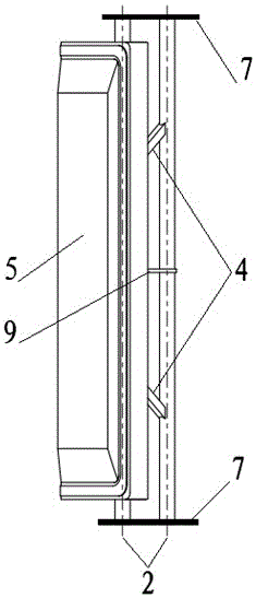 Opening and closing device for an arch hatch