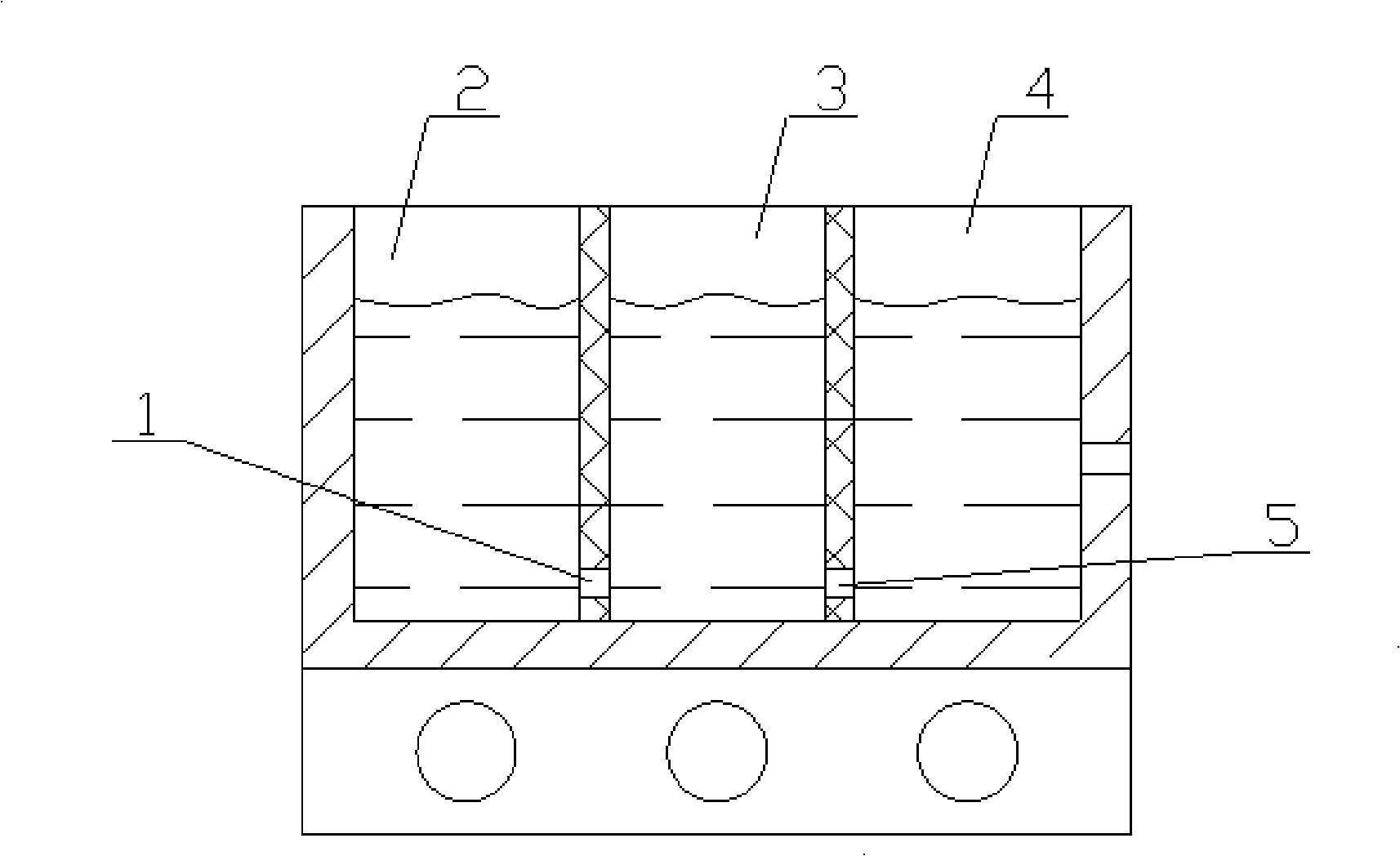 Casting method for producing copper strip without oxygen or with low oxygen content