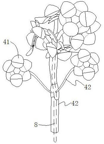 A simulated daffodil ornament and its assembly method