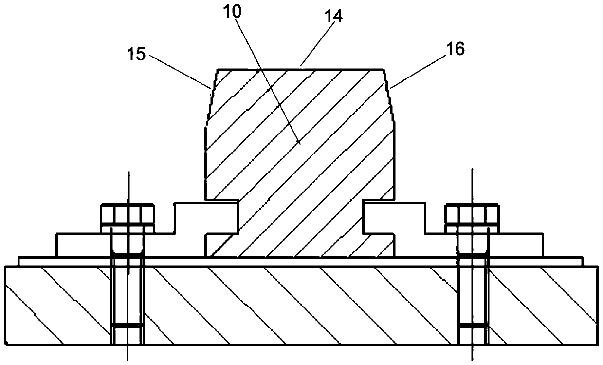 Measuring device and measuring method for rail wear of magnetic levitation switch