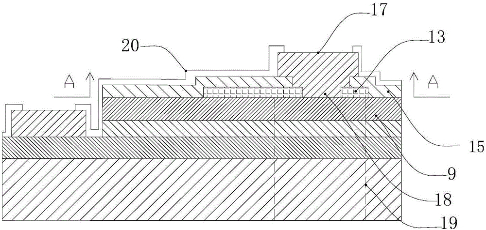 Light emitting semiconductor device with complementary electrode layer and manufacturing method thereof