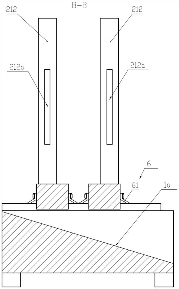 Grass and tree crushing and cutting device